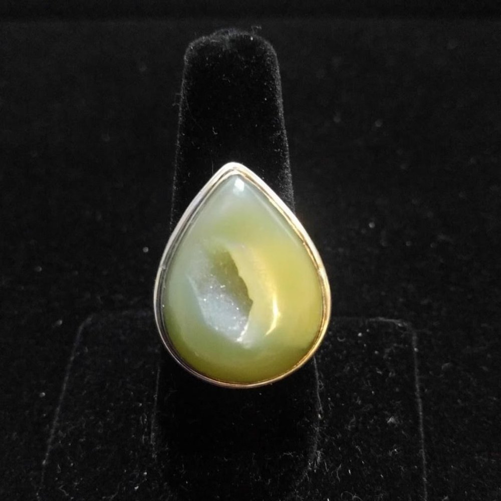PALE GREEN DRUZY RING SZ 9